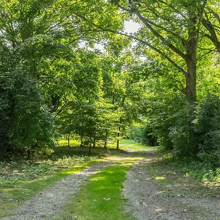 Сasa de vacaciones The Coach House At Noelles *