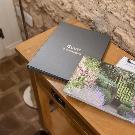 The Coach House At Noelles *